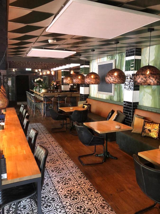 Hotel Restaurant De Jonge Heertjes Άαλσμιρ Εξωτερικό φωτογραφία